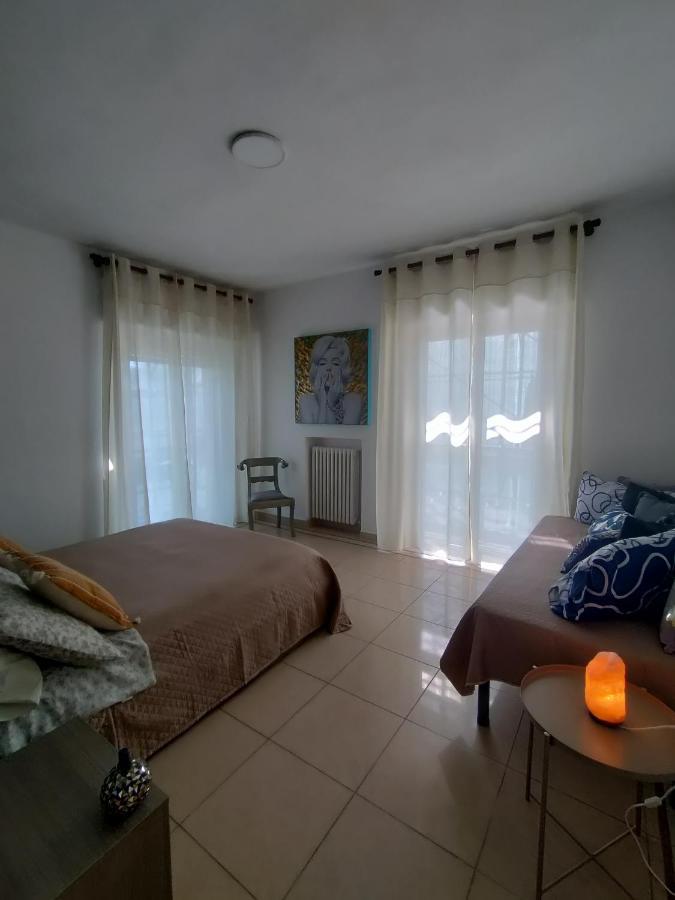 Bed and Breakfast La Dimora Degli Artisti Pescara Habitación foto